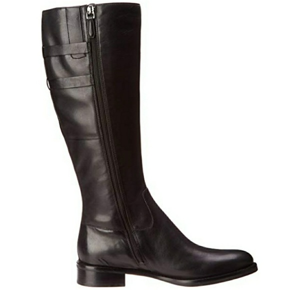 Chic & Timeless Ecco Boots - Picture 3 of 8